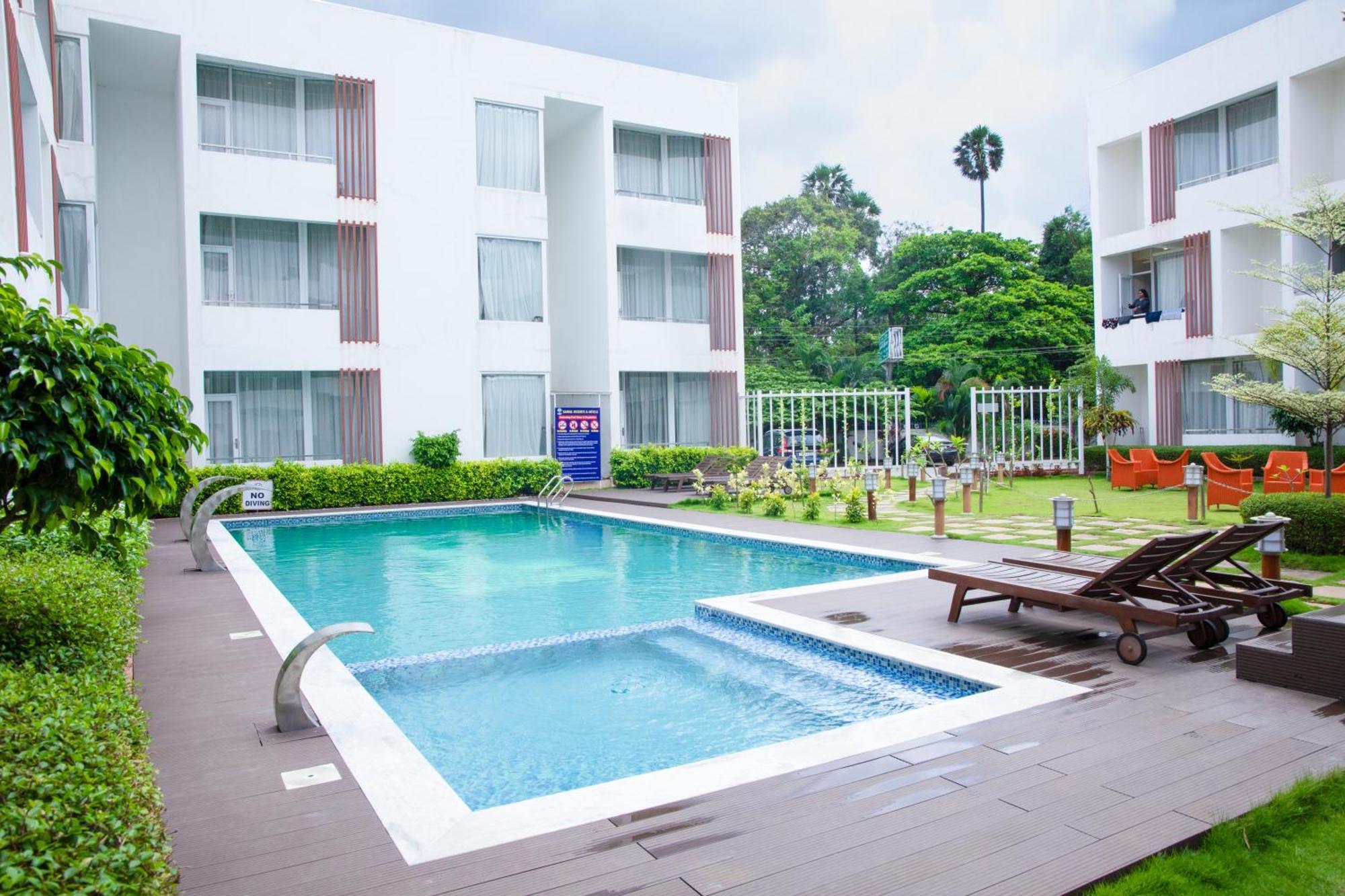 Saaral Resorts & Hotels Pvt Ltd Kuttālam Exterior foto